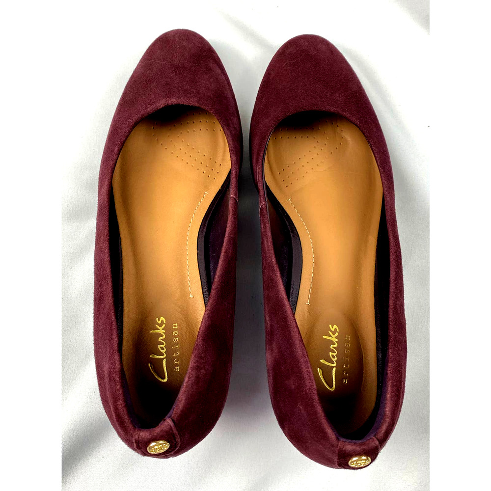 Clarks Vendra Bloom Wedge Heels Sz 7.5 Burgundy Plum Suede Sip-Ons - Picture 5 of 10